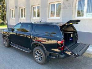 Commercial fel�p�tm�ny 2023 -