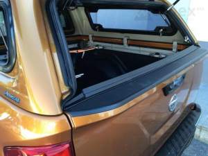 Stylish fel�p�tm�ny - felnyithat� oldal�veg 2015 -